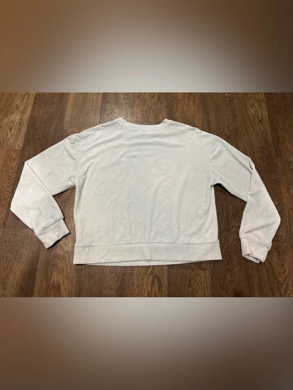 Juicy Couture Embellished Velour Crew Neck Long Sleeve Size Medium White/pink